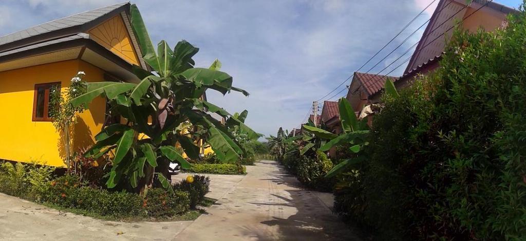 Hotel Baan Mek Lom Khao Lak Exterior foto