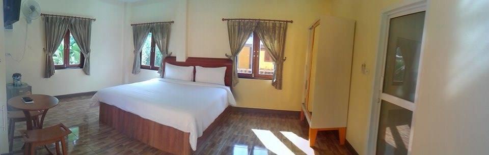 Hotel Baan Mek Lom Khao Lak Exterior foto