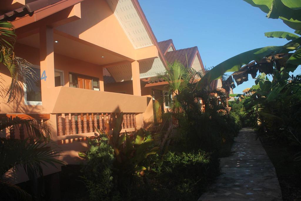 Hotel Baan Mek Lom Khao Lak Exterior foto